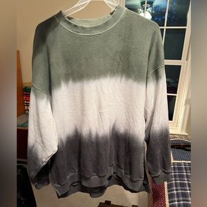 American Eagle sweatshirt